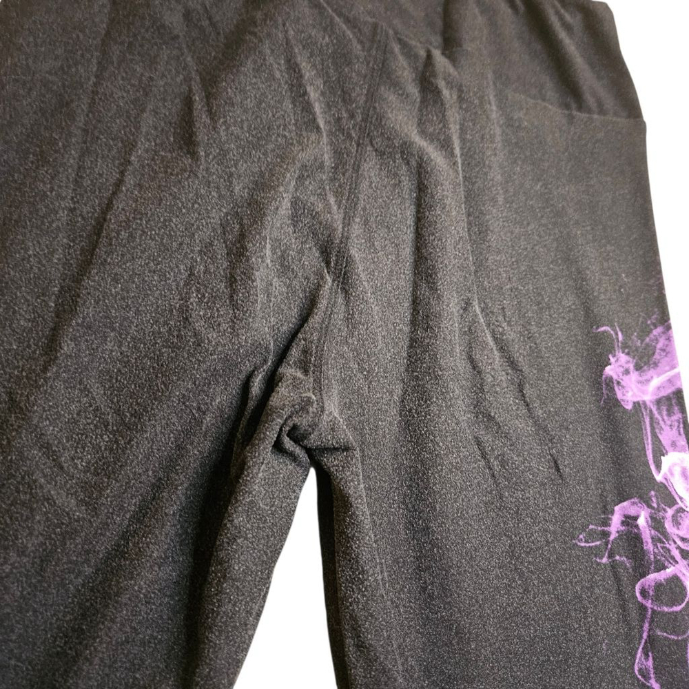 LuLaRoe One Size Black Purple Smoke Skull Leggings - Picture 8 of 8